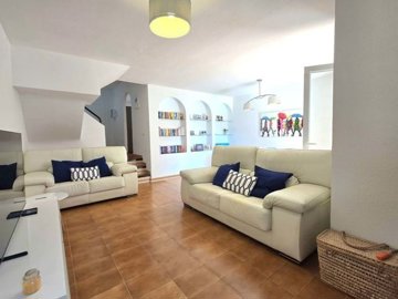 1447-661968-78d1f4f8b6655591b02d22fabb36a692d