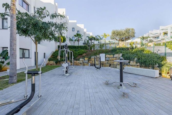 Image No.38-2 Bed Apartment for sale