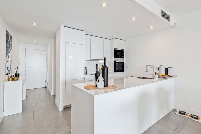 Image No.9-2 Bed Apartment for sale