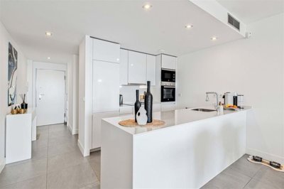 1447-661970-78d1f4f8b6655591b02d22fabb36a692d