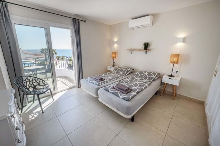 Image No.13-2 Bed Townhouse for sale