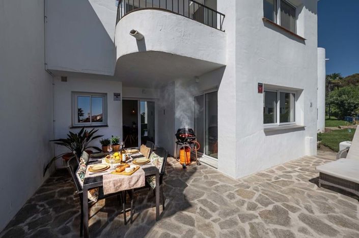 Image No.19-2 Bed Townhouse for sale