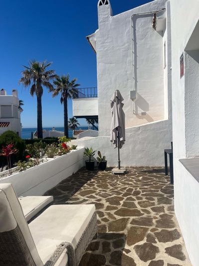 Image No.20-2 Bed Townhouse for sale