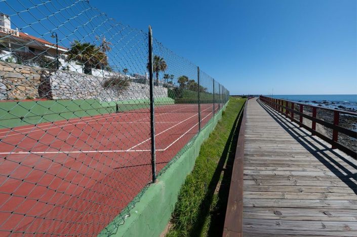 Image No.32-2 Bed Townhouse for sale