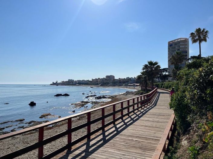 Image No.40-2 Bed Townhouse for sale