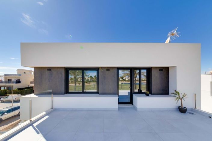 Image No.26-3 Bed Villa for sale