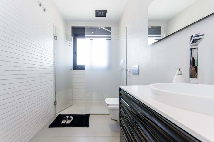 Image No.19-3 Bed Villa for sale