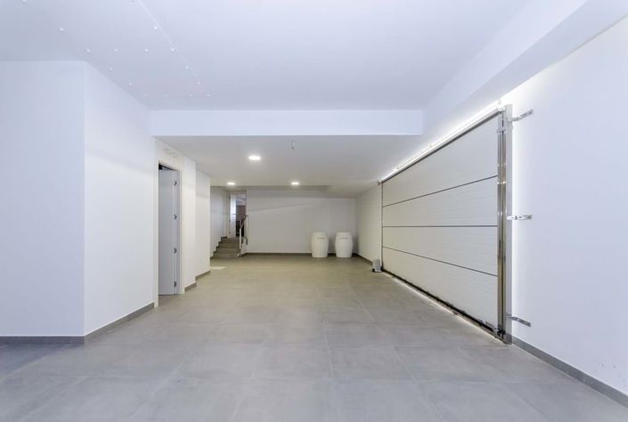 Image No.24-3 Bed Villa for sale