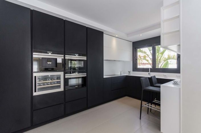 Image No.7-3 Bed Villa for sale