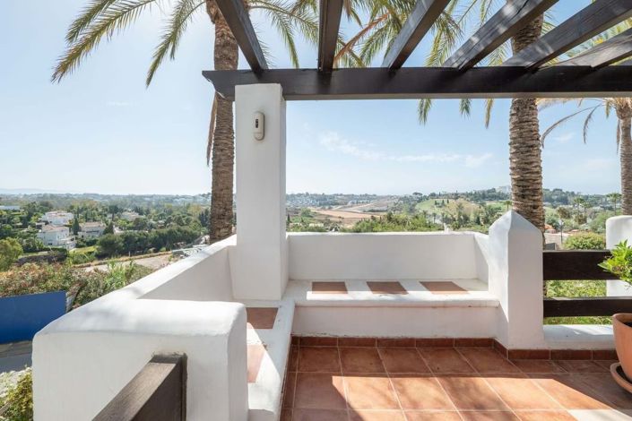 Image No.27-4 Bed Townhouse for sale