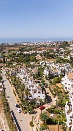 Image No.31-4 Bed Townhouse for sale