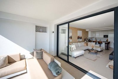 1447-662164-78d1f4f8b6655591b02d22fabb36a692d