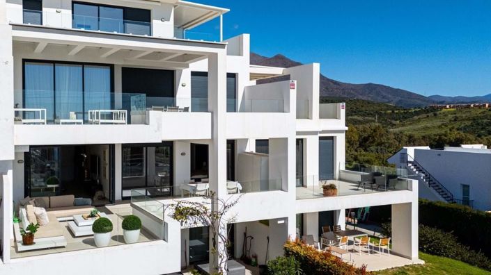 Image No.22-2 Bed Apartment for sale