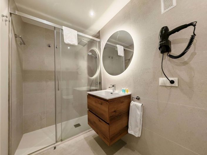 Image No.10-2 Bed Apartment for sale