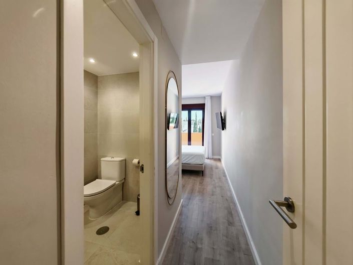 Image No.9-2 Bed Apartment for sale