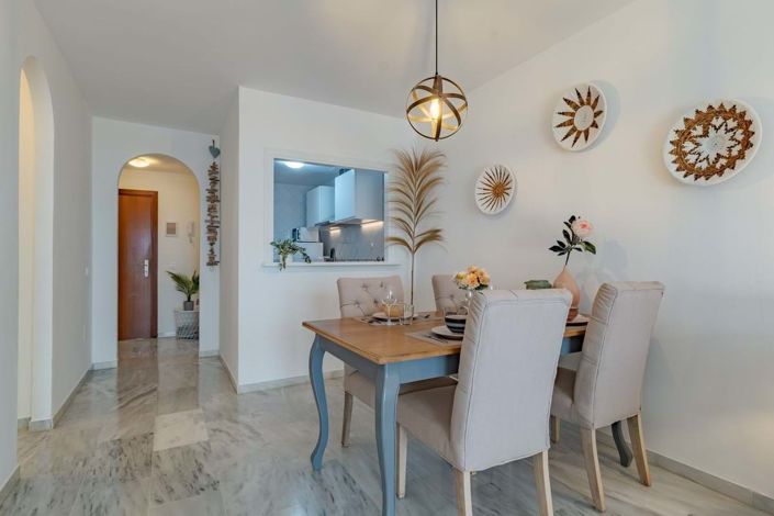 Image No.14-2 Bed Apartment for sale