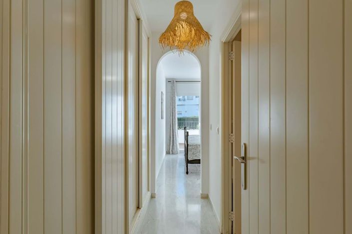 Image No.33-2 Bed Apartment for sale