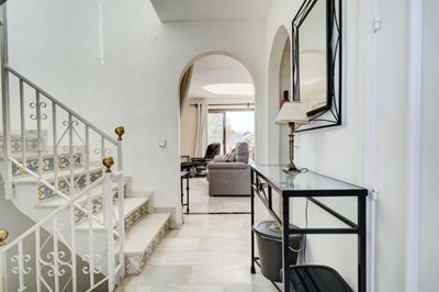 1447-661493-78d1f4f8b6655591b02d22fabb36a692d