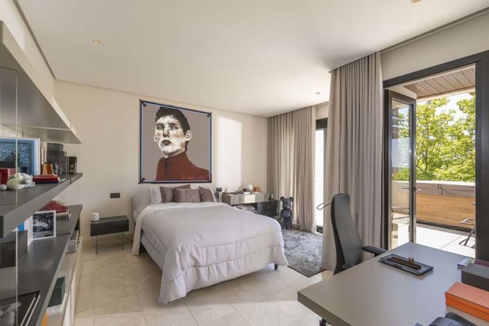 Image No.13-5 Bed Townhouse for sale