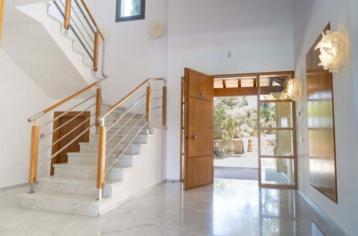 Image No.25-4 Bed Villa for sale