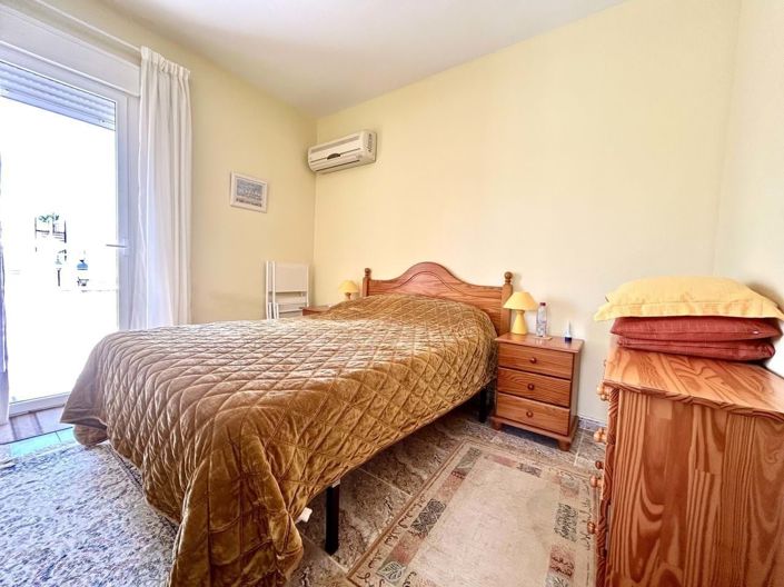 Image No.10-3 Bed Townhouse for sale