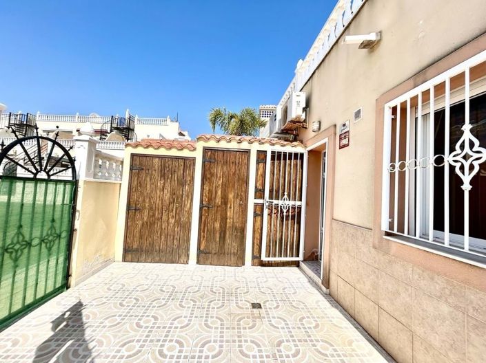 Image No.22-3 Bed Townhouse for sale