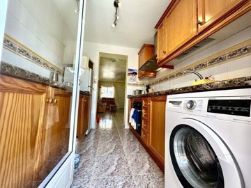 1447-662172-78d1f4f8b6655591b02d22fabb36a692d