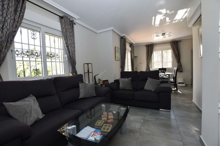 Image No.10-3 Bed Villa for sale