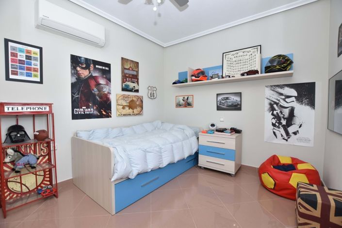 Image No.19-3 Bed Villa for sale