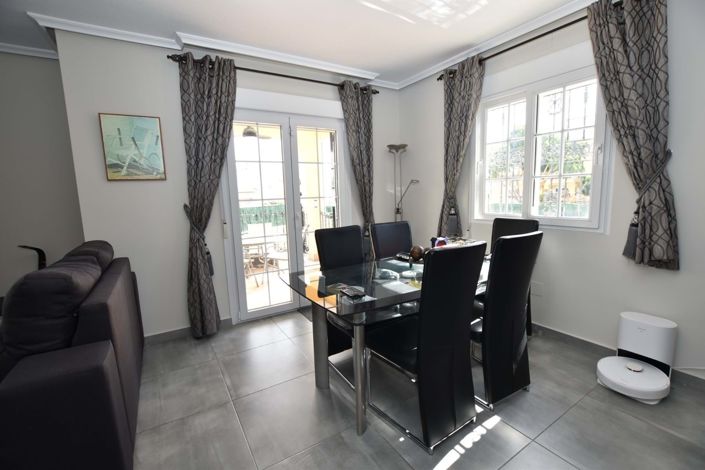 Image No.7-3 Bed Villa for sale