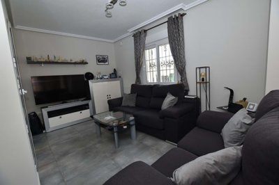 1447-662377-78d1f4f8b6655591b02d22fabb36a692d