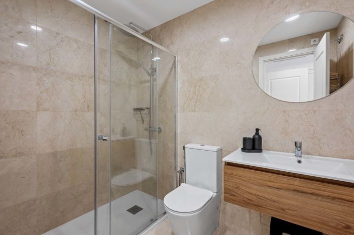 Image No.13-2 Bed Apartment for sale