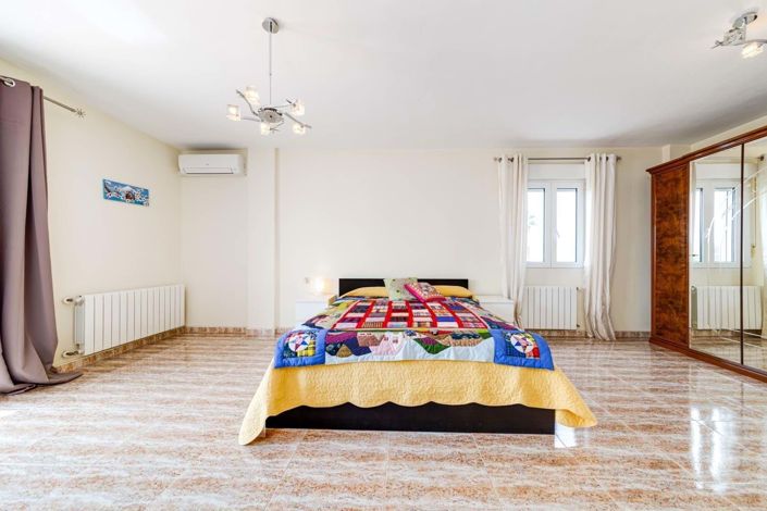 Image No.34-4 Bed Villa for sale