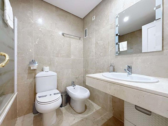 Image No.21-2 Bed Apartment for sale