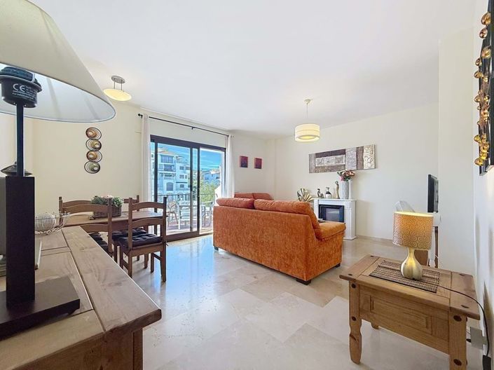 Image No.8-2 Bed Apartment for sale