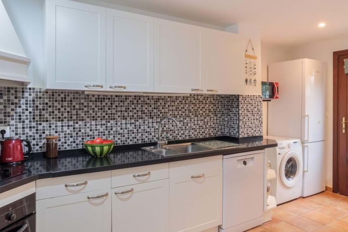 Image No.22-3 Bed Townhouse for sale