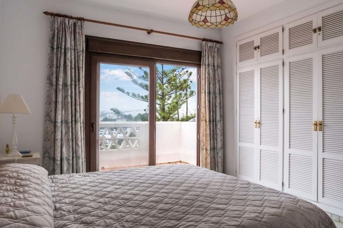 Image No.34-3 Bed Townhouse for sale