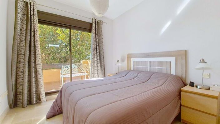 Image No.25-3 Bed Apartment for sale