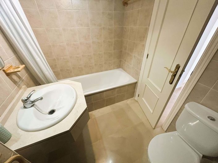 Image No.14-2 Bed Apartment for sale