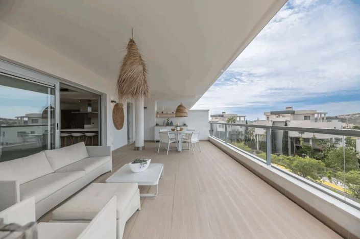 Image No.20-3 Bed Apartment for sale