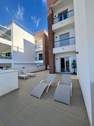 Image No.30-3 Bed Apartment for sale