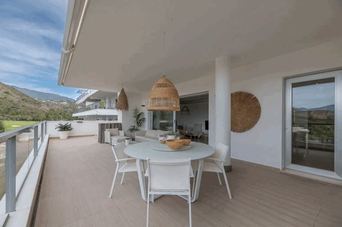 Image No.41-3 Bed Apartment for sale