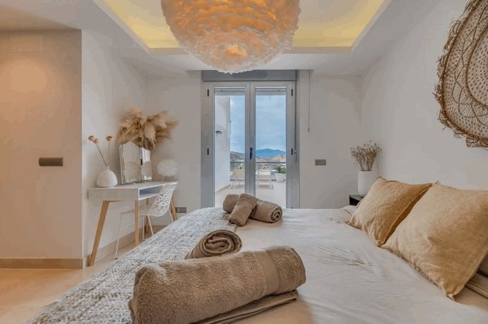 Image No.49-3 Bed Apartment for sale