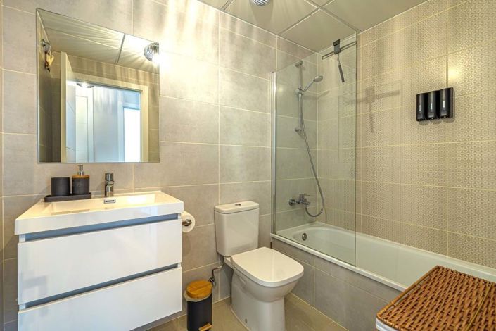 Image No.19-Appartement de 2 chambres à vendre à Estepona