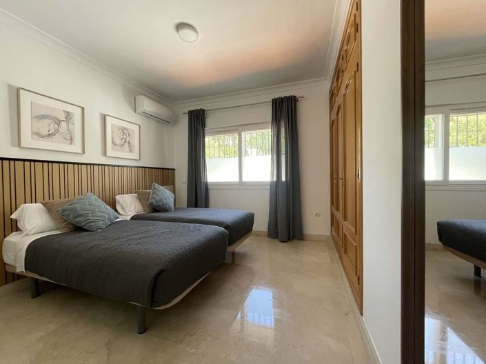 Image No.34-4 Bed Villa for sale