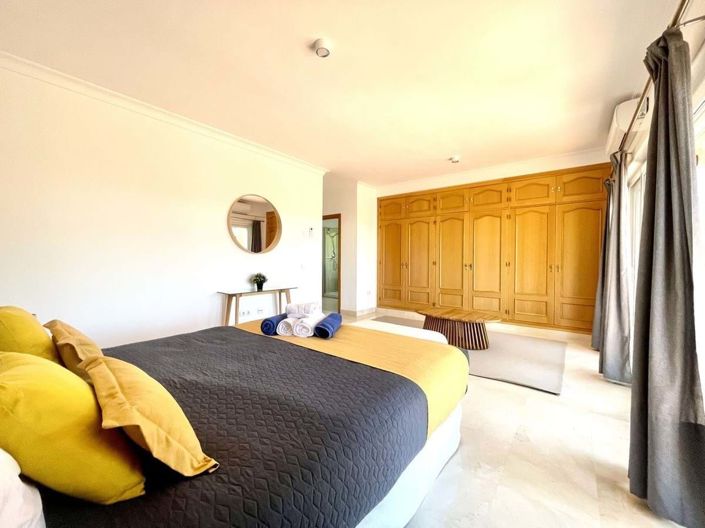 Image No.39-4 Bed Villa for sale