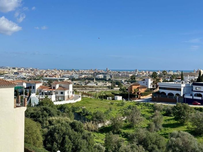 Image No.11-2 Bed Apartment for sale