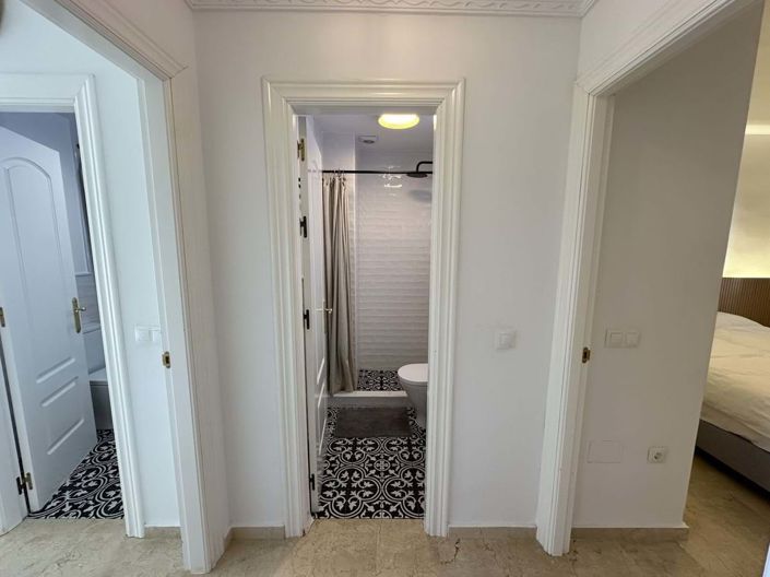 Image No.29-2 Bed Apartment for sale