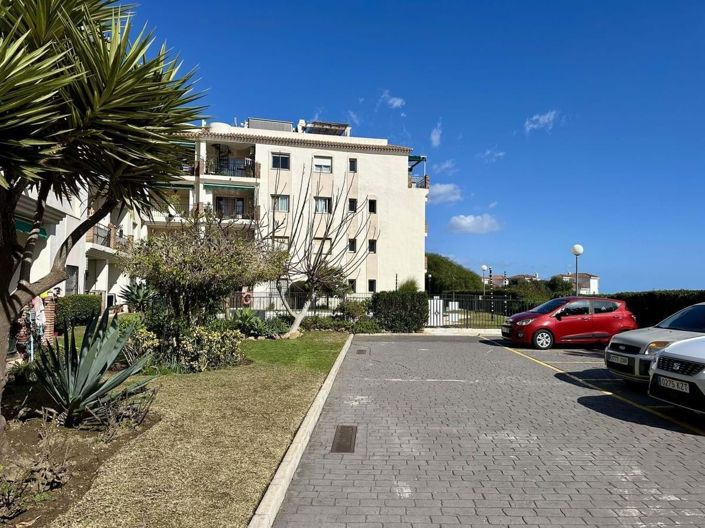 Image No.42-2 Bed Apartment for sale