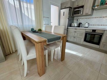 1447-662603-78d1f4f8b6655591b02d22fabb36a692d